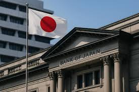 Beberapa analisis menyebut volatilitas tinggi ini terkait kekhawatiran makro, termasuk potensi kenaikan suku bunga Bank of Japan ke 0,75% yang bisa memicu unwinding carry trade